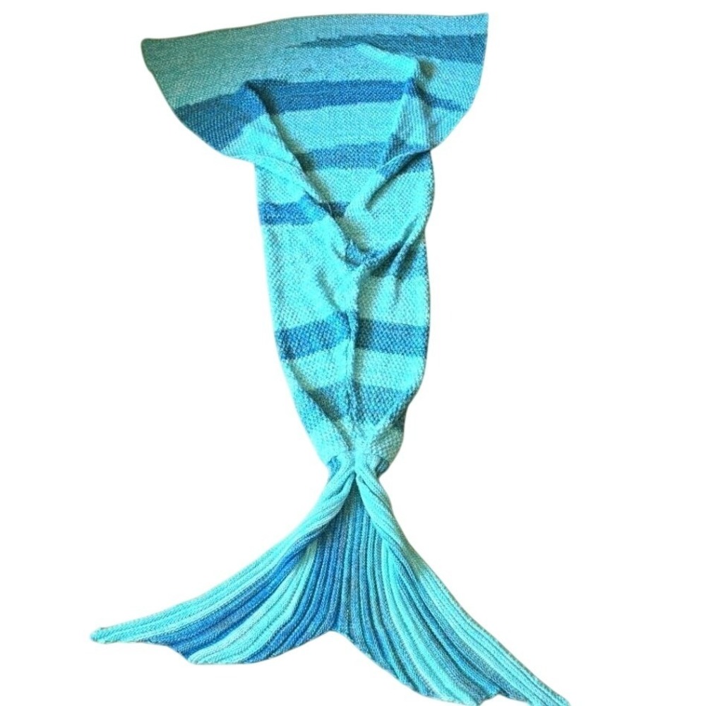 Mermaid tail knitted blanket 70"‎ kids aqua colors Ocean Pool Water Fish Play